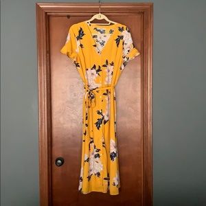 Bouquet Flutter Yellow Floral Dress